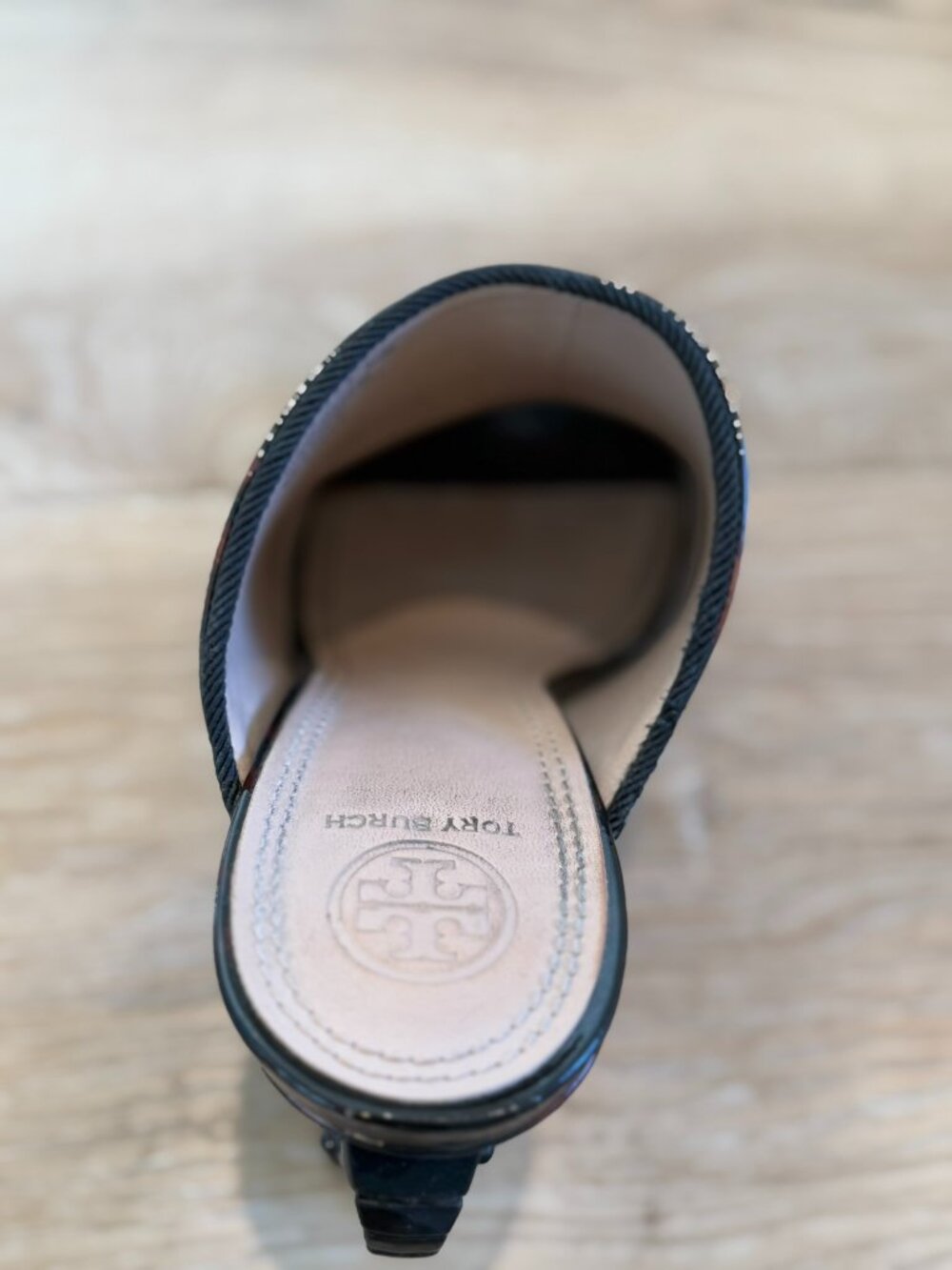 Tory Burch Barton Horse Heel Slides - Tortoiseshell Patent Leather - Size 9.5 - Picture 10 of 11